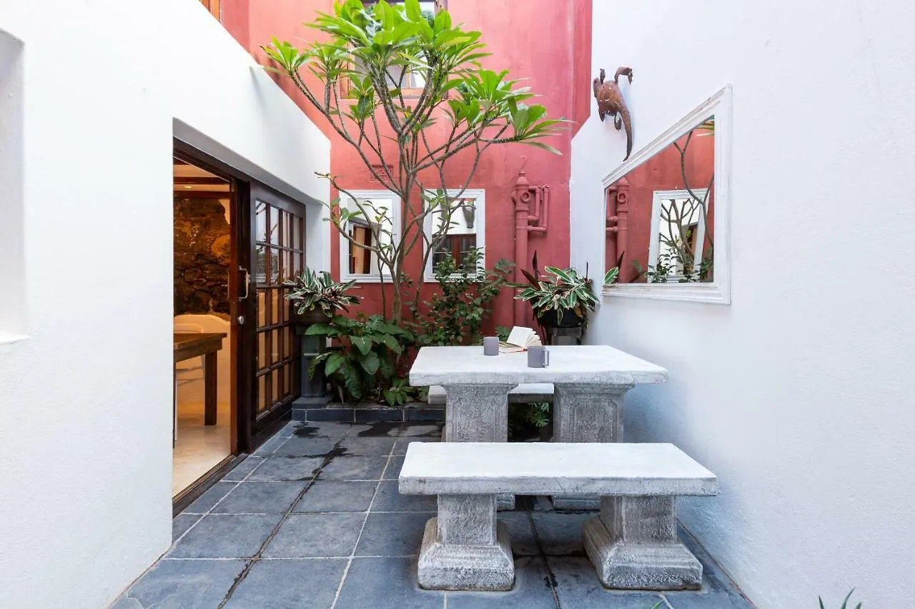 Central Cape Town, Stylish Home, With Private Courtyard 0*,  South Africa
