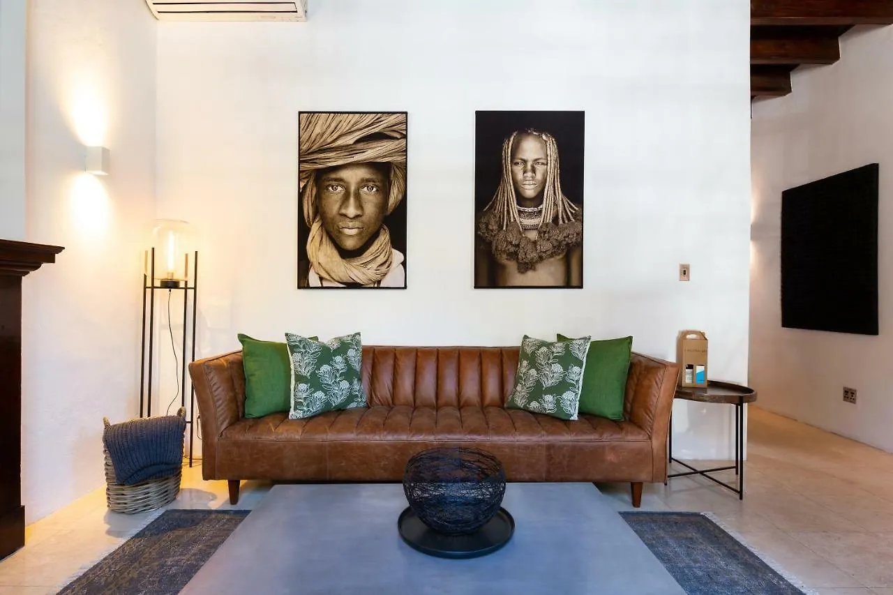 Holiday home Central Cape Town, Stylish Home, With Private Courtyard