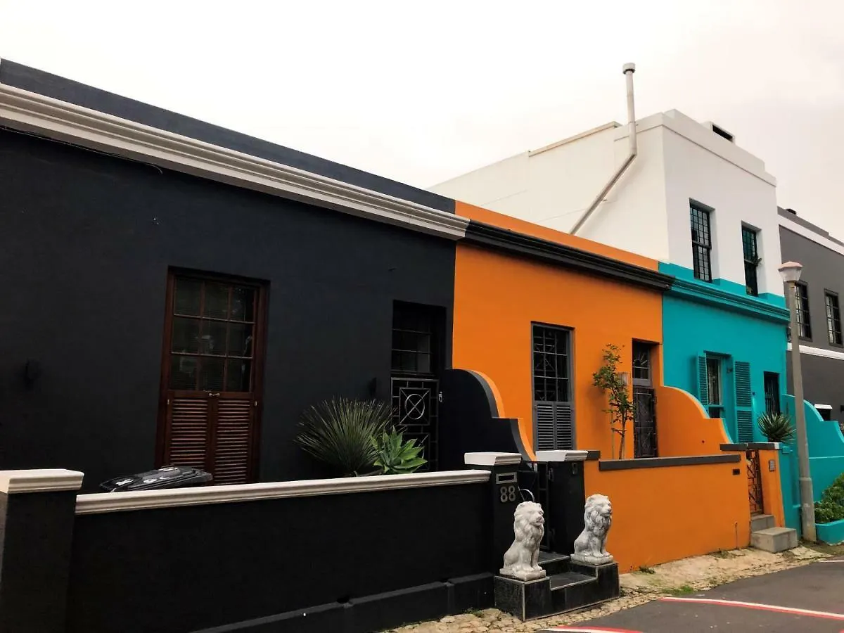 Central Cape Town, Stylish Home, With Private Courtyard Holiday home