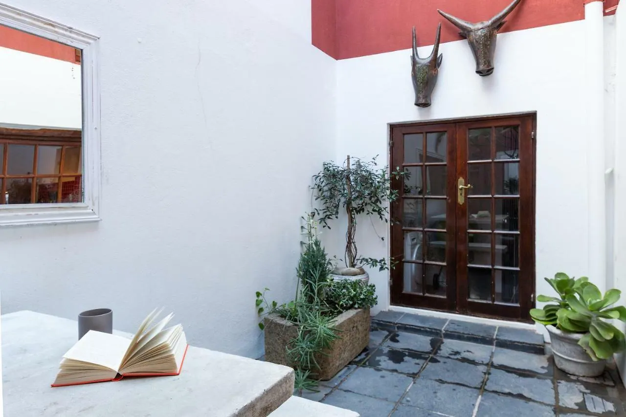Central Cape Town, Stylish Home, With Private Courtyard 0*,  South Africa